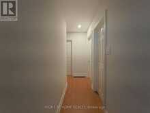 35 KNOWLES CRESCENT | Aurora Ontario | Slide Image Nine