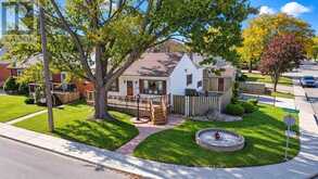 28 SHADYSIDE AVENUE | Hamilton Ontario | Slide Image One