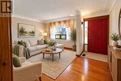 28 SHADYSIDE AVENUE | Hamilton Ontario | Slide Image Eight