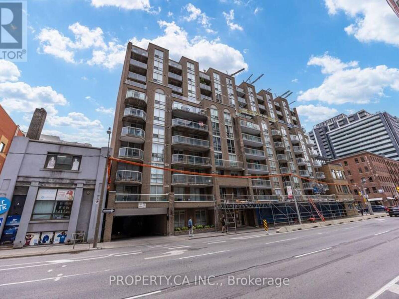 209 - 330 ADELAIDE STREET E, Toronto, Ontario M5A 4S9