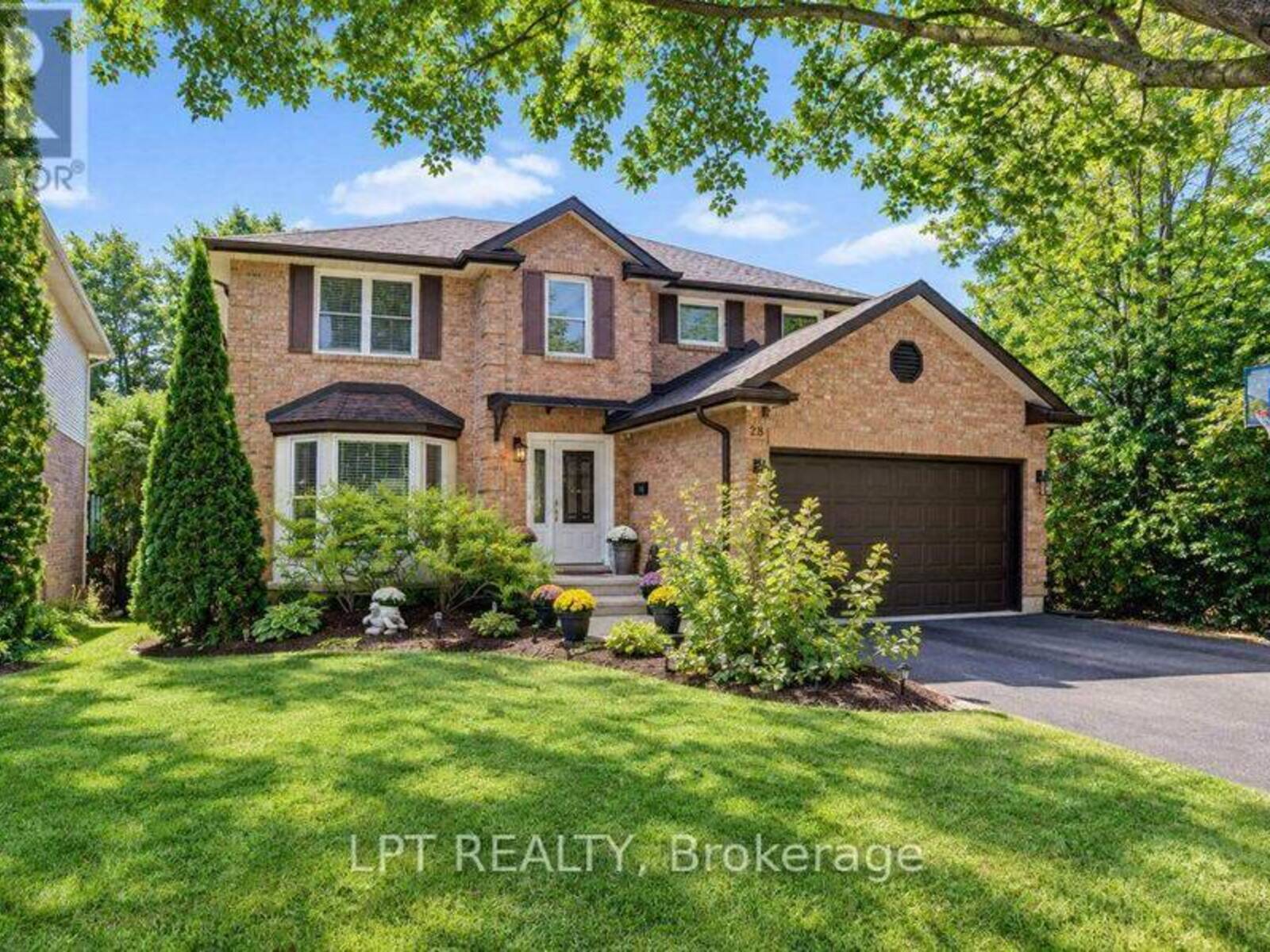 28 BRIDLEWOOD DRIVE E, Guelph, Ontario N1G 4B2
