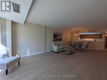 104 - 85 WELLINGTON STREET W | Aurora Ontario | Slide Image Sixteen