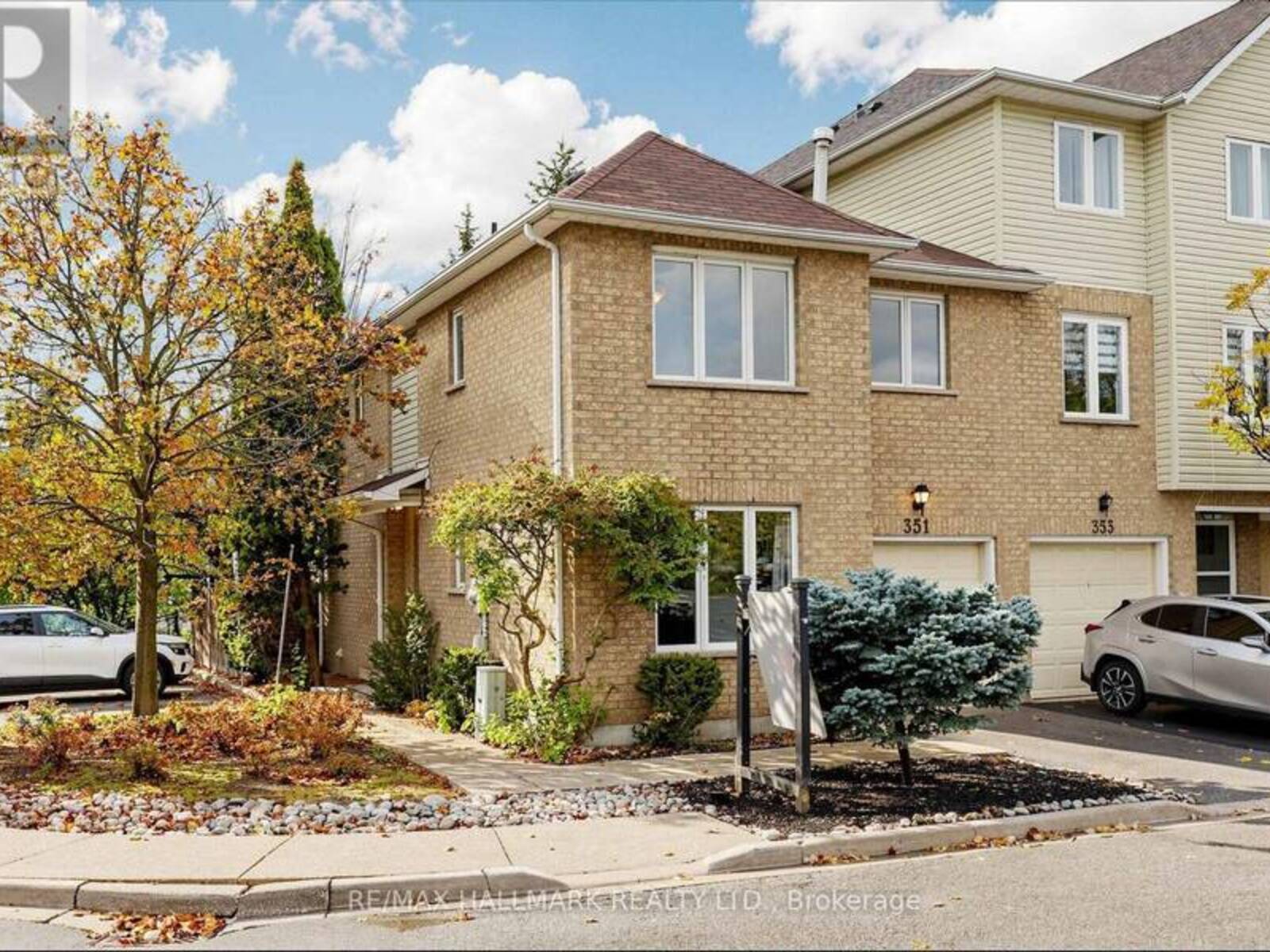 1 - 351 RIDDELL COURT, Newmarket, Ontario L3Y 8M8