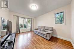 1 - 351 RIDDELL COURT | Newmarket Ontario | Slide Image Nine