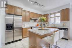 82 PRINCE OF WALES DRIVE | Markham Ontario | Slide Image Thirteen