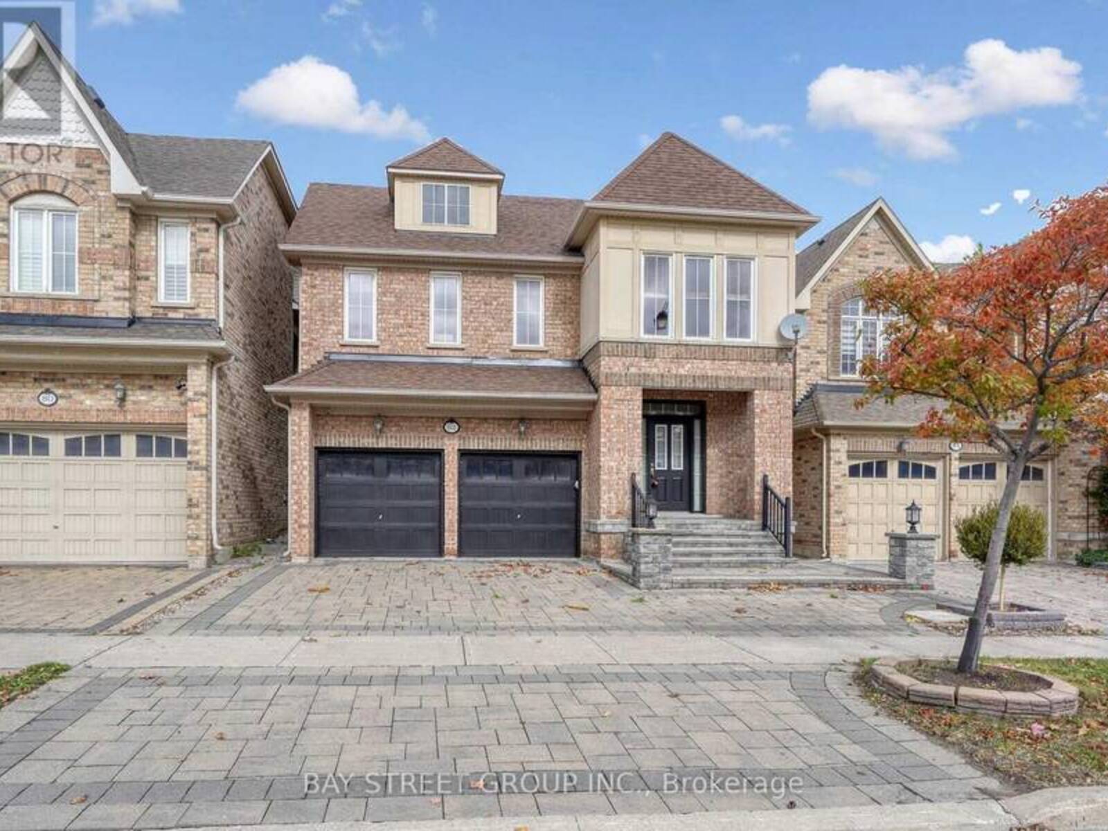 82 PRINCE OF WALES DRIVE, Markham, Ontario L6C 0K2