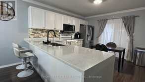 34 IRENE DRIVE | Barrie Ontario | Slide Image Nine