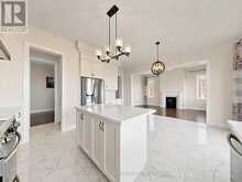 254 TOUCH GOLD CRESCENT | Aurora Ontario | Slide Image Thirteen