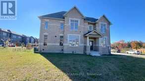 77 FEDERICA CRESCENT | Wasaga Beach Ontario | Slide Image Three