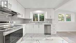 52 DUKINFIELD CRESCENT | Toronto Ontario | Slide Image Eleven