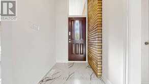 52 DUKINFIELD CRESCENT | Toronto Ontario | Slide Image Seven