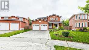 4204 STARLIGHT CRESCENT | Mississauga Ontario | Slide Image Two