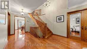 4204 STARLIGHT CRESCENT | Mississauga Ontario | Slide Image Five