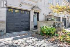 5 - 121 LAKESHORE ROAD W | Oakville Ontario | Slide Image Five