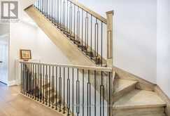 5 - 121 LAKESHORE ROAD W | Oakville Ontario | Slide Image Thirty