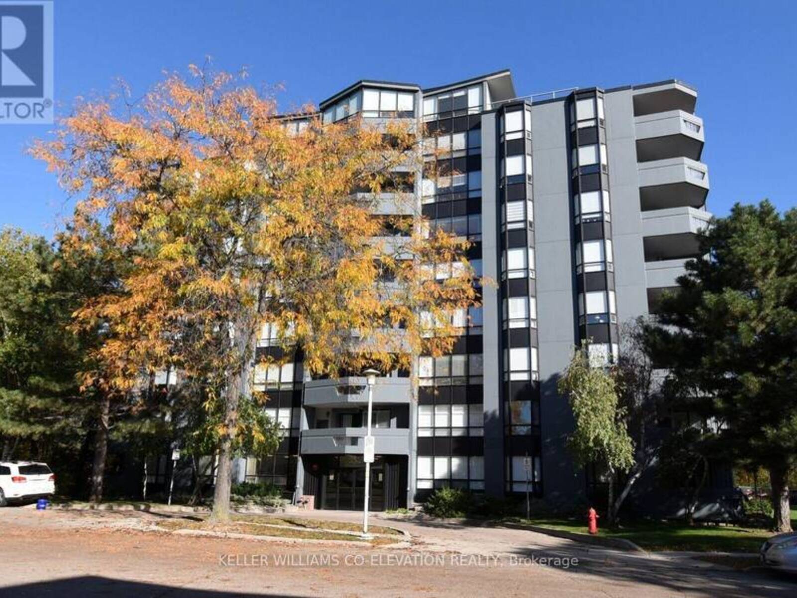 602 - 6 VILLAGE GREEN BOULEVARD, Hamilton, Ontario L8G 5B7