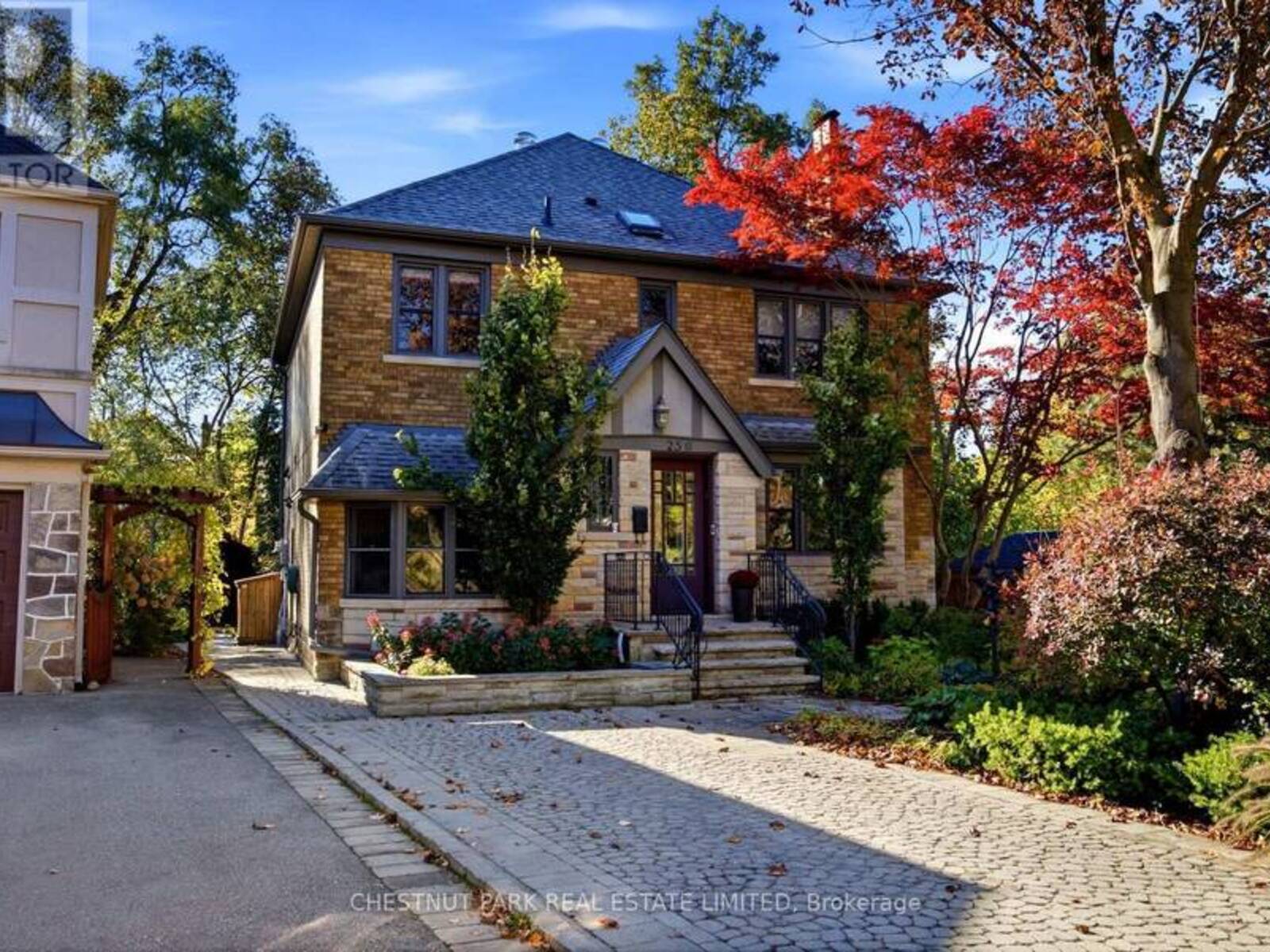 256 OLD FOREST HILL ROAD, Toronto, Ontario M6C 2H4
