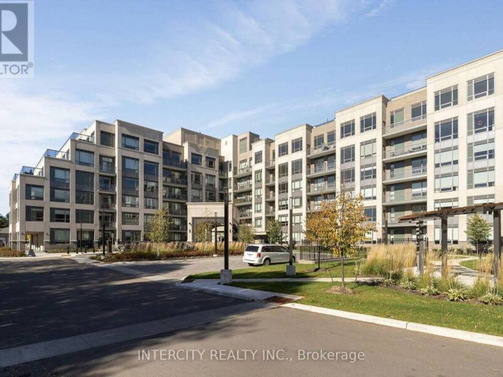 248 - 2075 KING ROAD, King, Ontario L7B 0R6