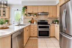 297 KINGSBRIDGE GARDEN | Mississauga Ontario | Slide Image Nine