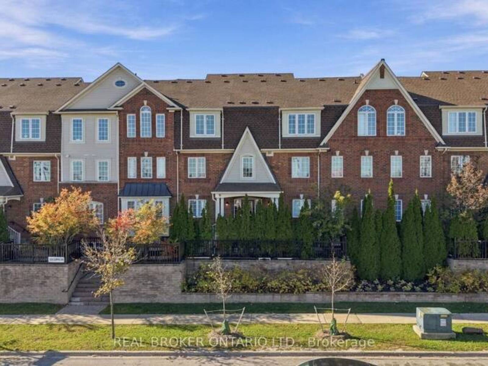 6 - 3026 CLAYHILL ROAD, Mississauga, Ontario L5B 0B1