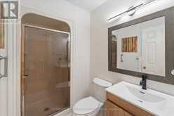 87 NAVIGATORS TRAIL | Bobcaygeon Ontario | Slide Image Twenty
