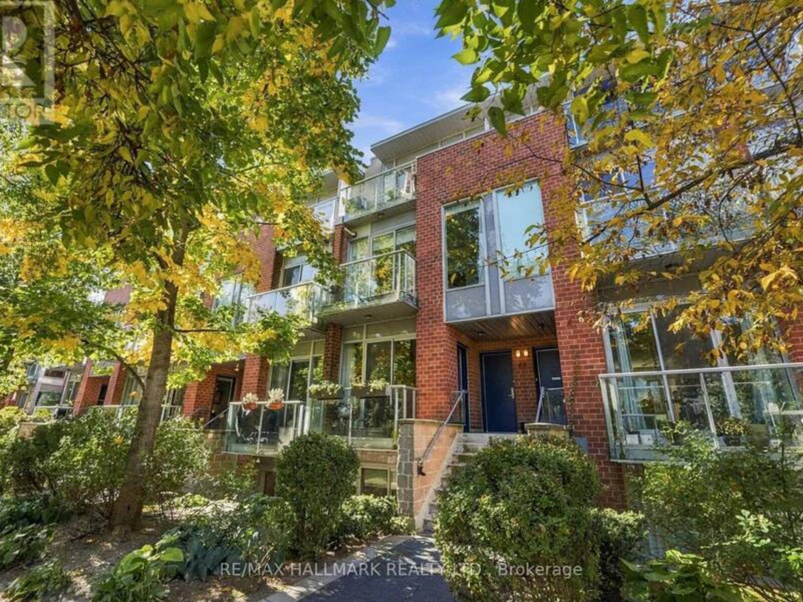 3 - 48 BOSTON AVENUE, Toronto, Ontario M4M 2T9