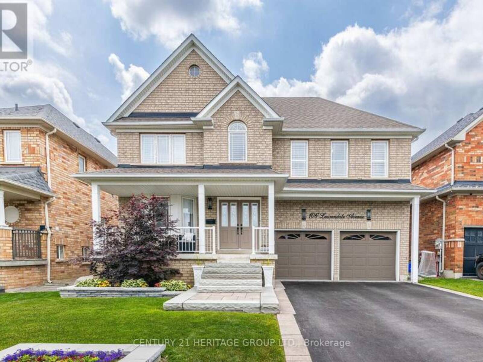 106 LAURENDALE AVENUE, Georgina, Ontario L4P 4E8