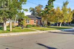2117 MAPLEWOOD DRIVE | Burlington Ontario | Slide Image One