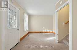 190 WINEWOOD AVENUE W | Gravenhurst Ontario | Slide Image Eight