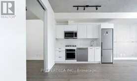 301 - 608 RICHMOND STREET N | Toronto Ontario | Slide Image Eight