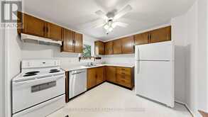 679 FOXWOOD TRAIL | Pickering Ontario | Slide Image Ten