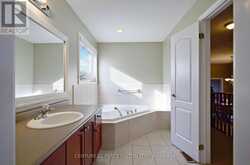 7 BRIDLEWOOD BOULEVARD | Whitby Ontario | Slide Image Nineteen