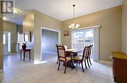 7 BRIDLEWOOD BOULEVARD | Whitby Ontario | Slide Image Nine