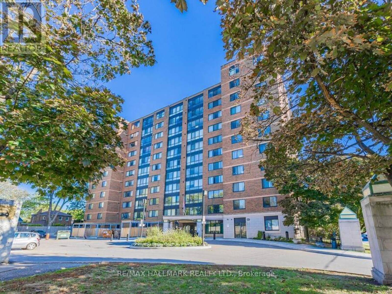 706 - 1665 VICTORIA PARK AVENUE, Toronto, Ontario M1R 5E5