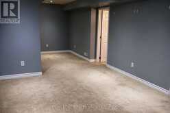 204 PICKETT CRESCENT | Barrie Ontario | Slide Image Twelve