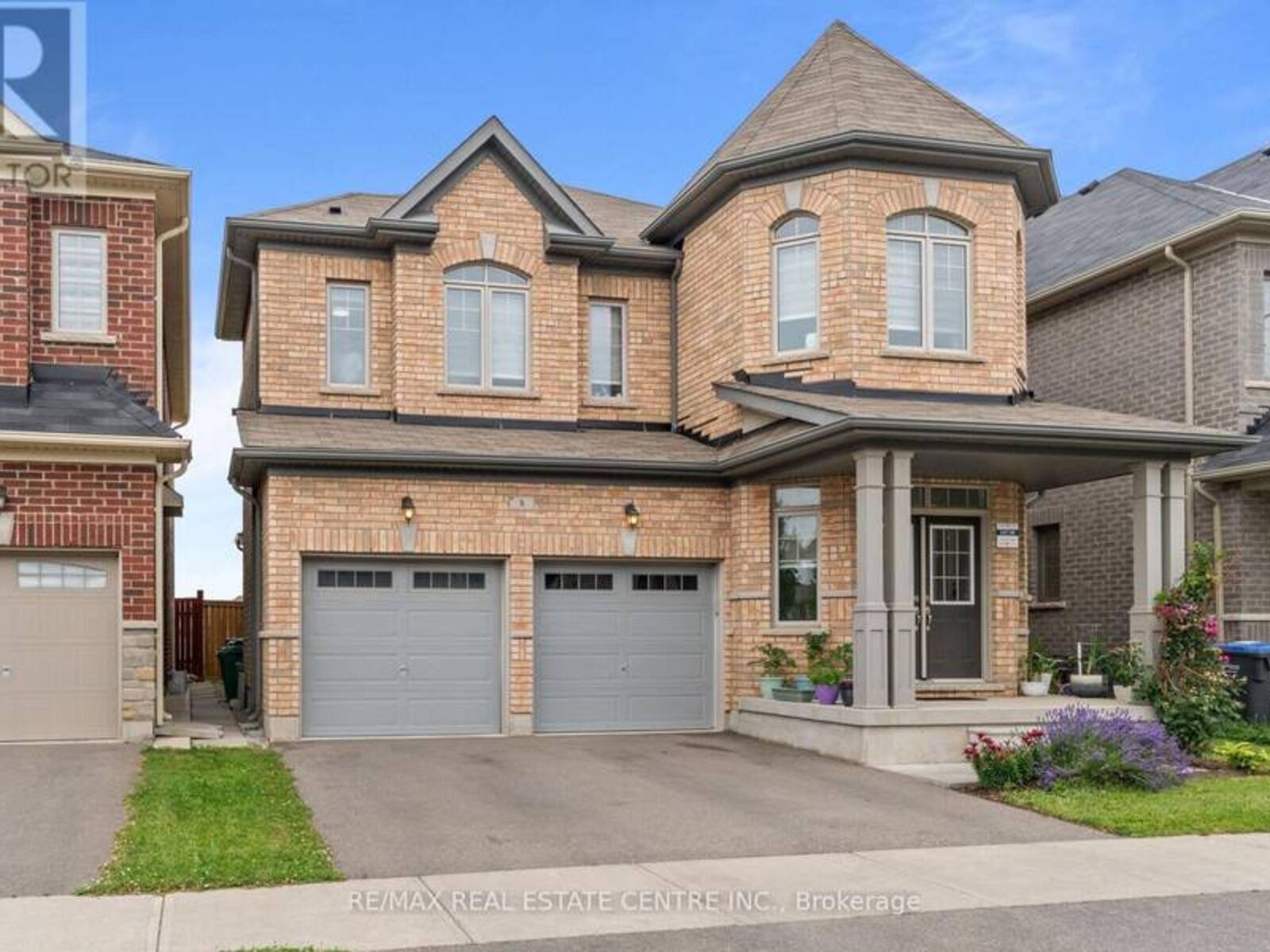 8 OCONNOR CRESCENT, Brampton, Ontario L7A 5A6