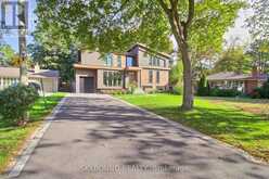 5 HATTON COURT | Toronto Ontario | Slide Image Three