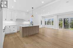 6345 JEWEL COMMON | Niagara Falls Ontario | Slide Image Nine