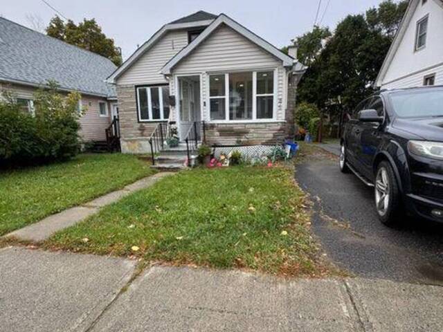 875 CHARLOTTE STREET Greater Sudbury Ontario, P3E 4C5 - 3 Bedrooms Home For Sale