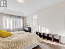 96 DRIZZEL CRESCENT | Richmond Hill Ontario | Slide Image Twenty