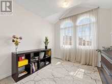 96 DRIZZEL CRESCENT | Richmond Hill Ontario | Slide Image Thirty