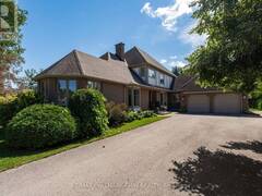 9 HOWARD DRIVE Oro-Medonte Ontario, L0L 2E0