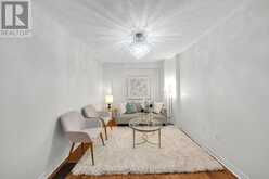 22 JEREMIAH LANE | Toronto Ontario | Slide Image Nine