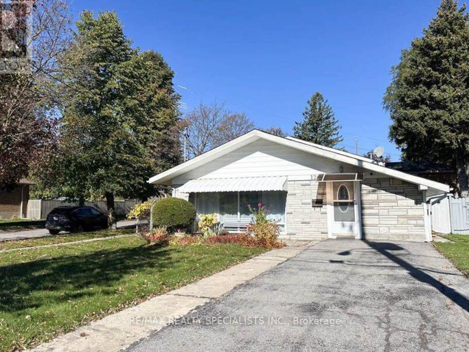124 ROEBUCK DRIVE, Toronto, Ontario M1K 2H8