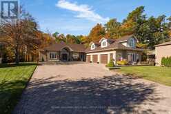 61 WHITE ELM ROAD | Barrie Ontario | Slide Image Two