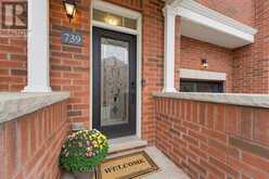739 BANKS CRESCENT | Milton Ontario | Slide Image Three
