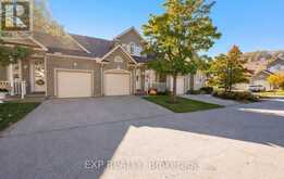 27 - 110 NAPIER STREET W | Thornbury Ontario | Slide Image Two