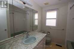 42 PINEMEADOW BOULEVARD | Toronto Ontario | Slide Image Nineteen