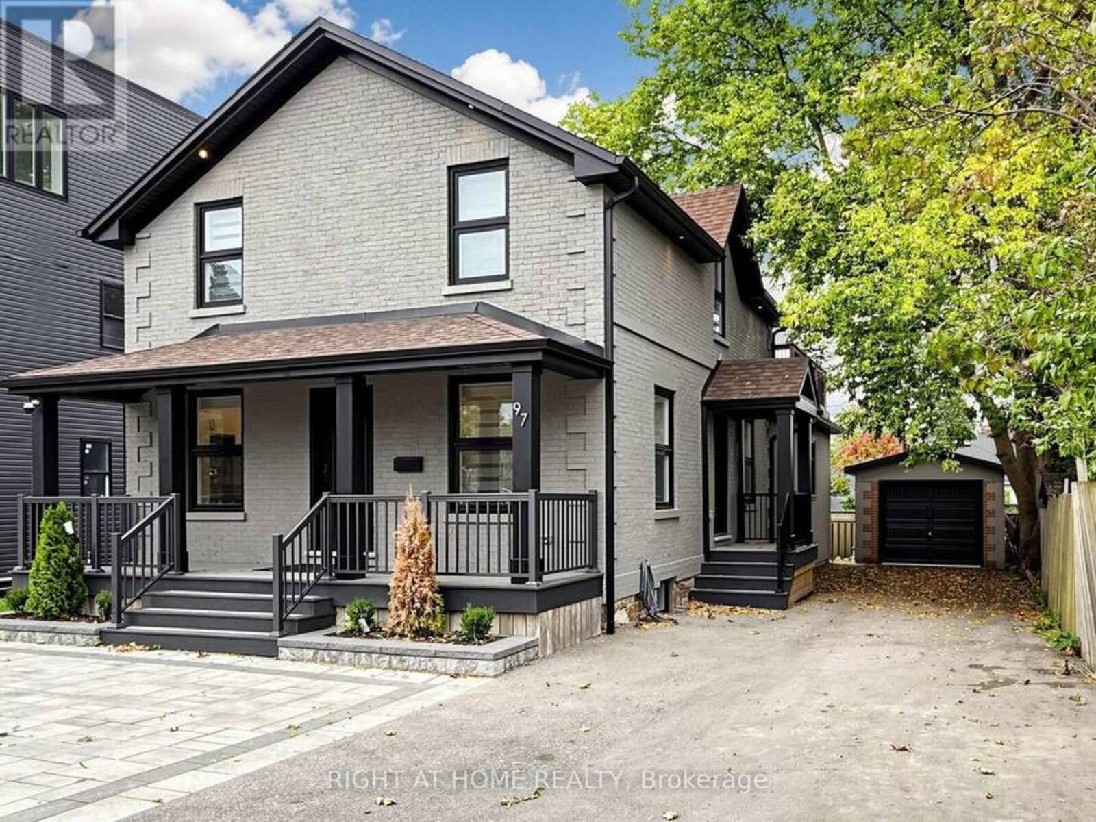 97 PARK ROAD N, Oshawa, Ontario L1J 4L2