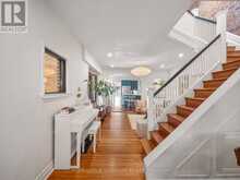 4 ORCHARD PARK BOULEVARD | Toronto Ontario | Slide Image Fifteen